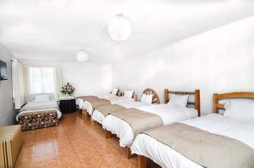 Pachacutec Hostal Lirium מראה חיצוני תמונה